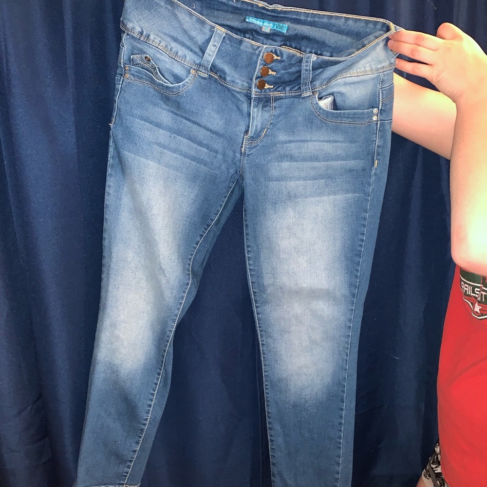 blue jean capris
